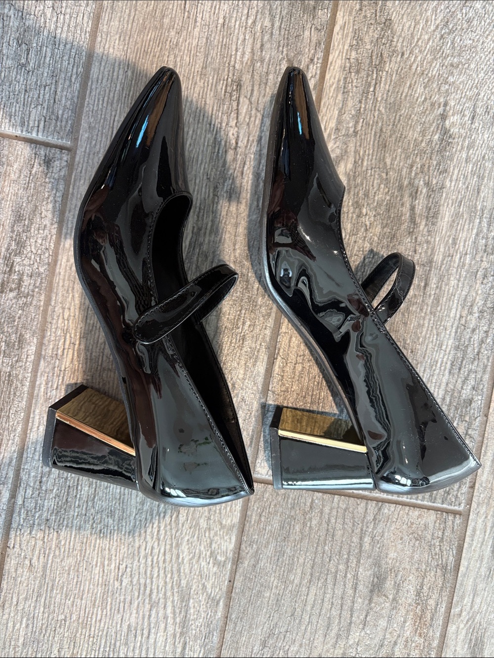 Jones New York Black Patent Pointed-Toe Mary Jane 3.5 inch size 7.5 - Picture 2 of 5